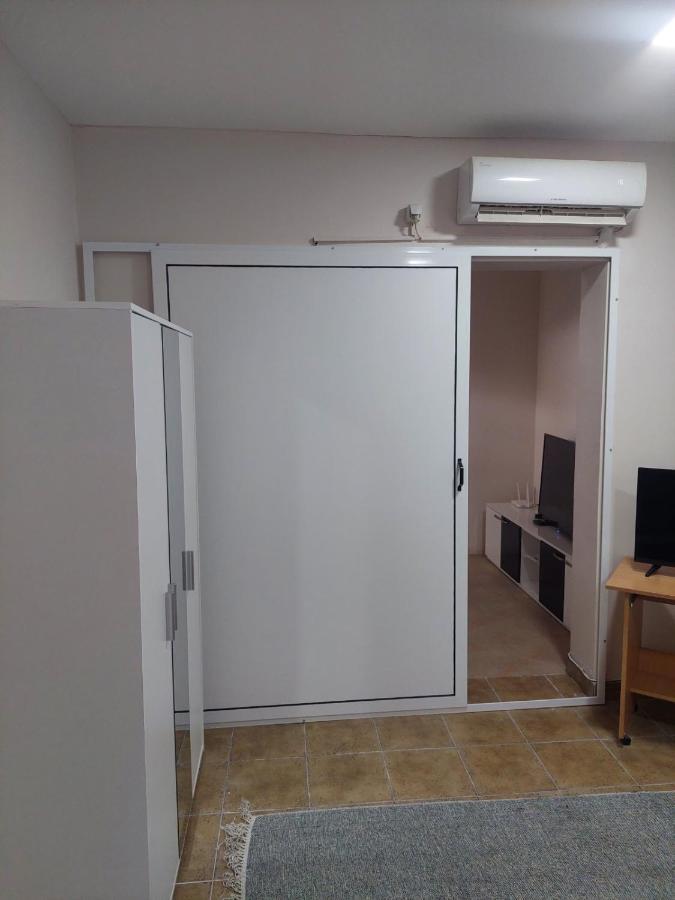 Comfort Pirot Esterno foto